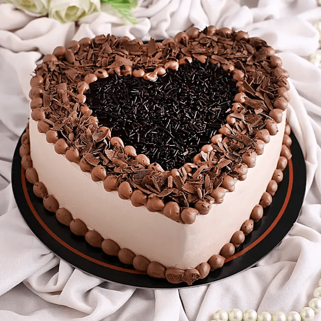 Heart Shaped Chocolate Cake-500gm