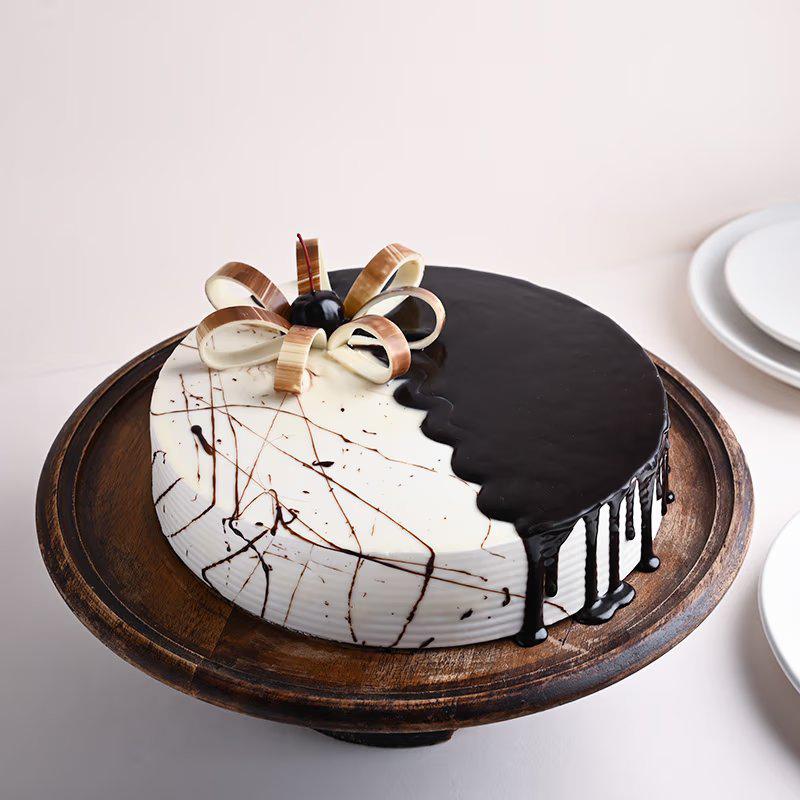 Yummy Choco Vanilla Cake 500gm